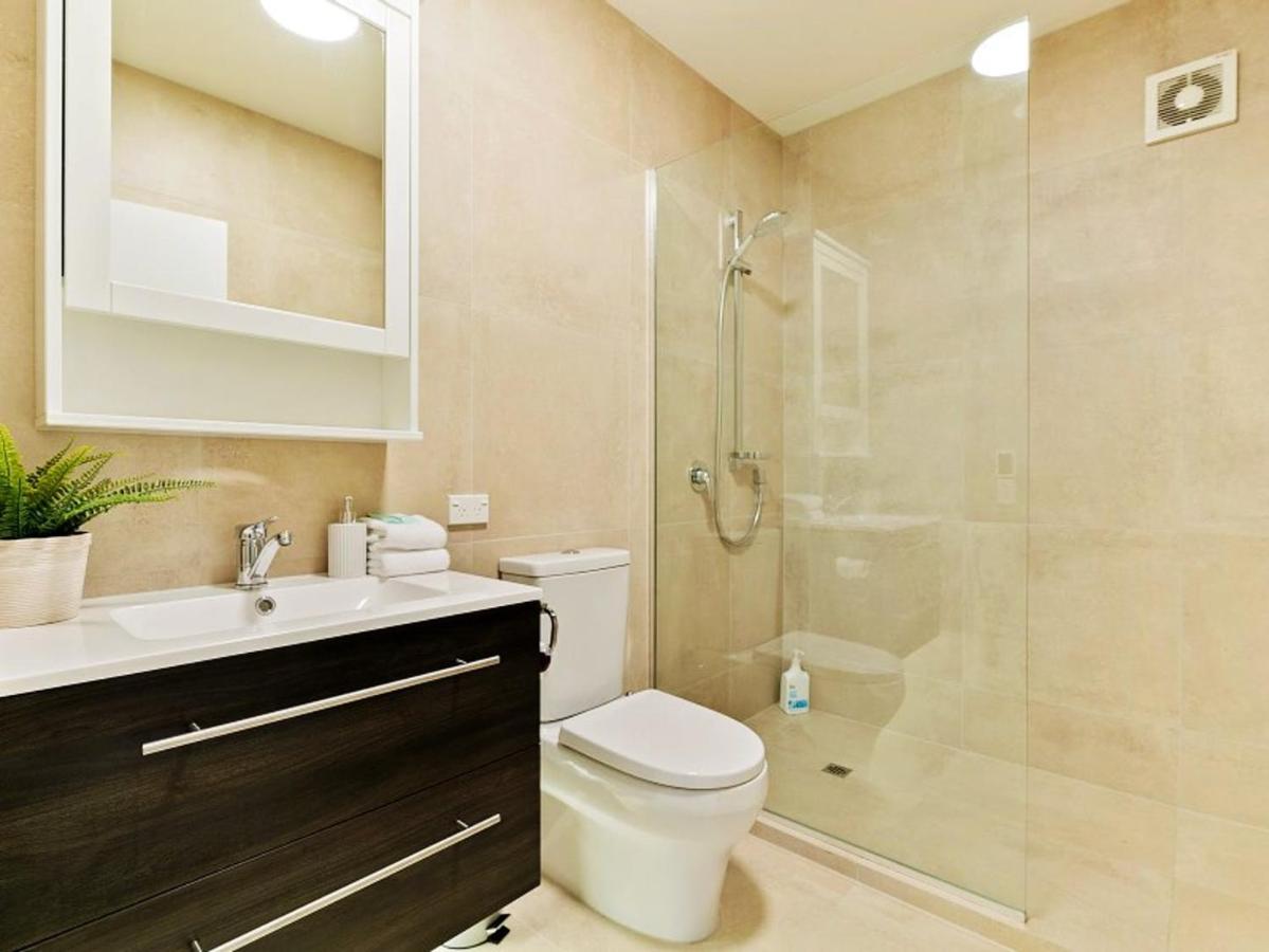 Central Location - 2 Bedroom Apartment In Habeke Queenstown Exteriör bild
